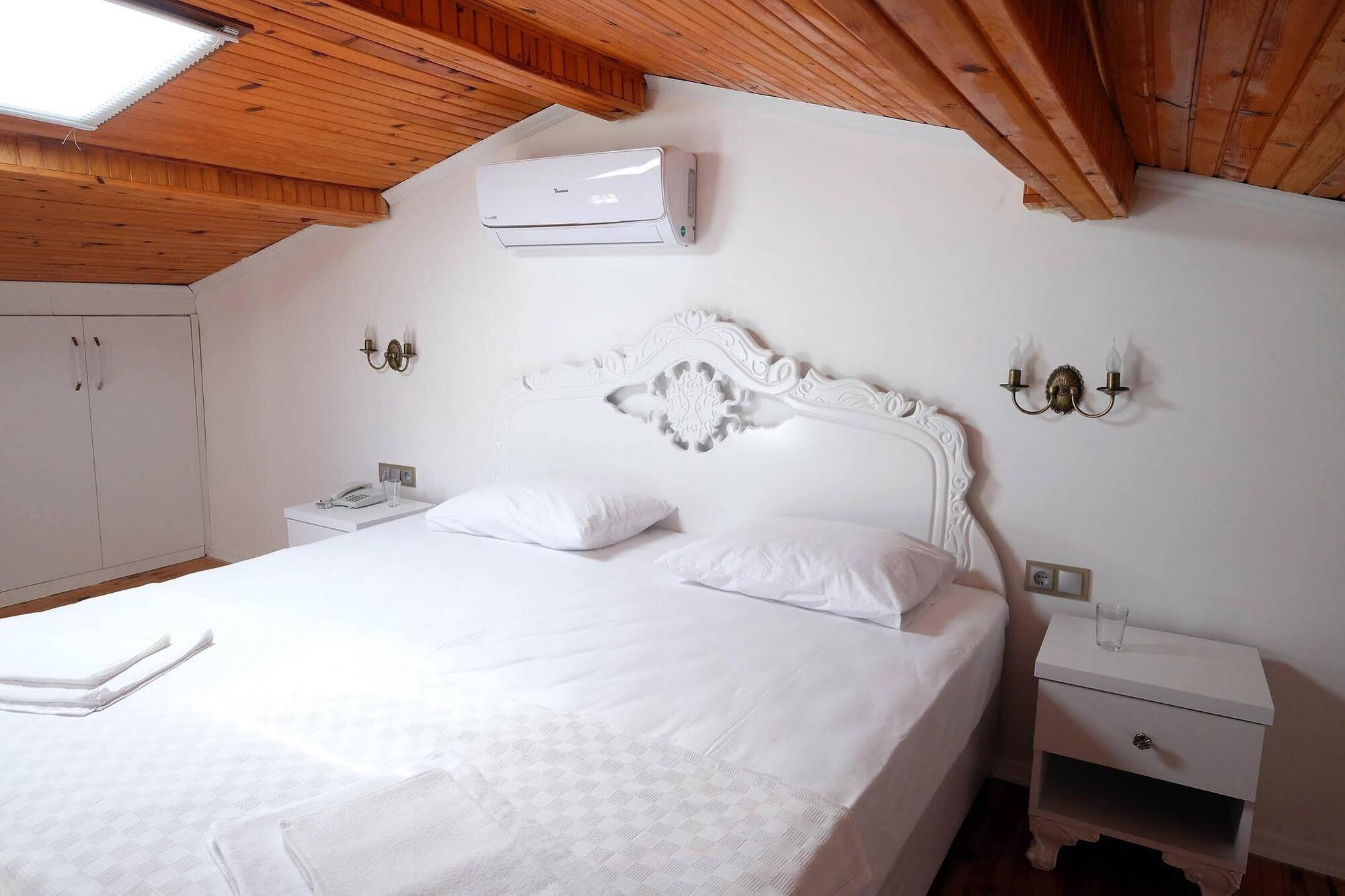 Bugra Alacati (Adults Only) Екстер'єр фото