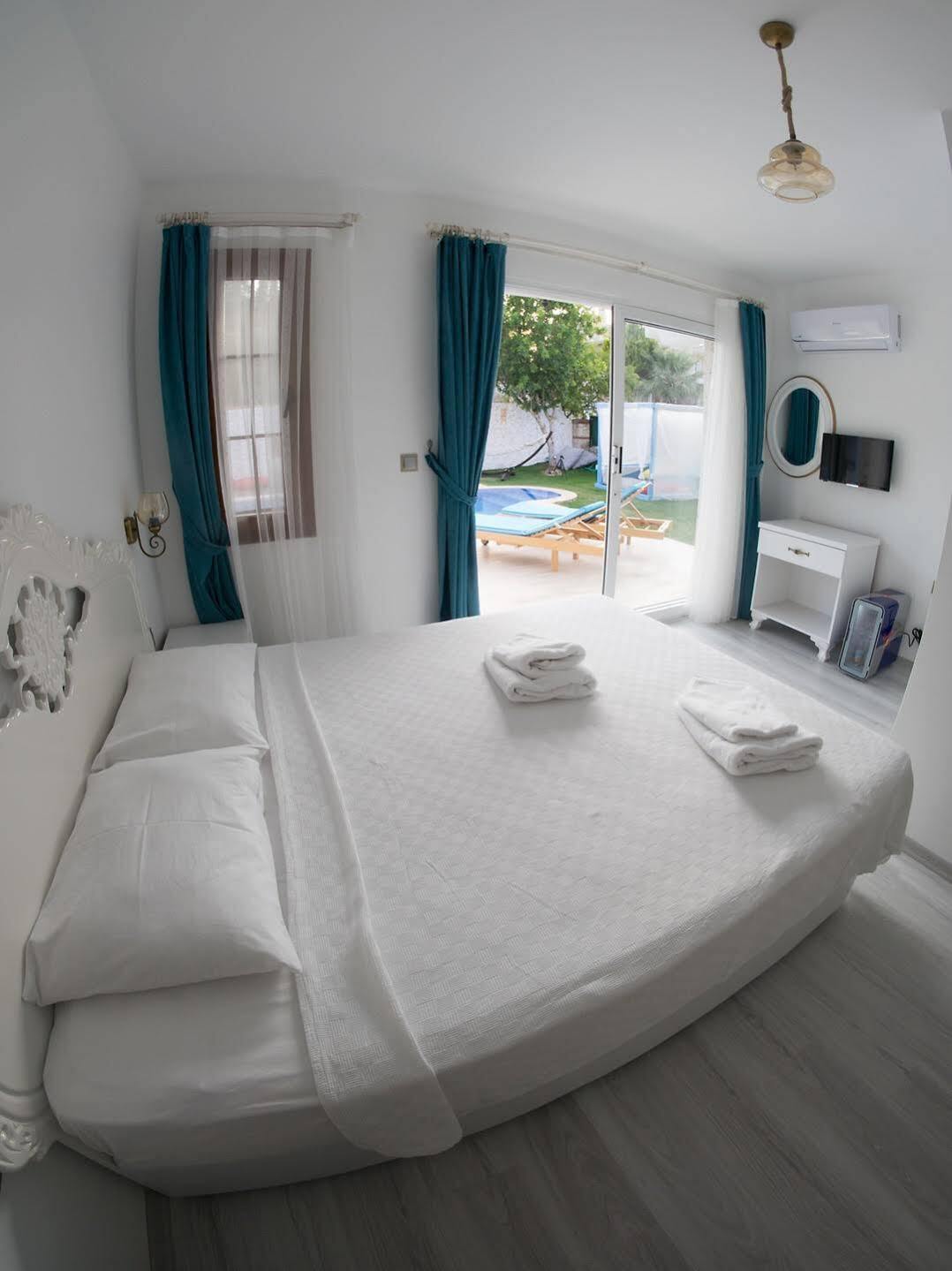 Bugra Alacati (Adults Only) Екстер'єр фото